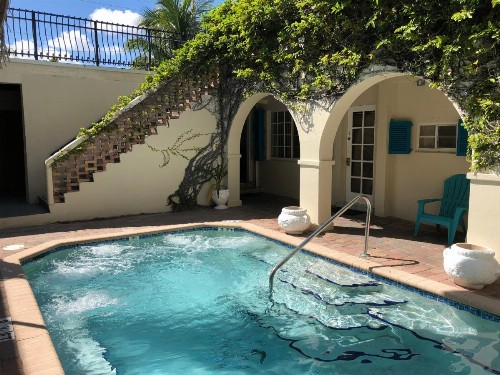 Courtyard Villa Hotel - image 16