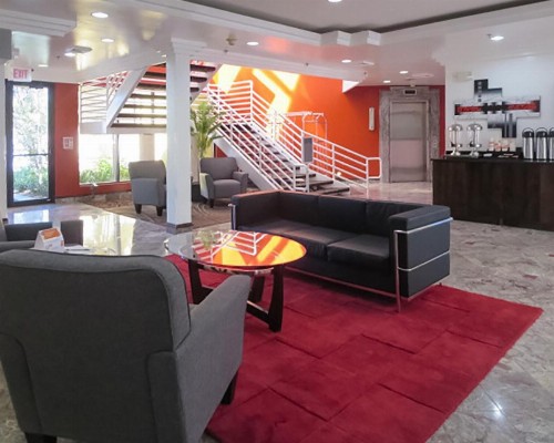 The Link Hotel on Sunrise - image 8