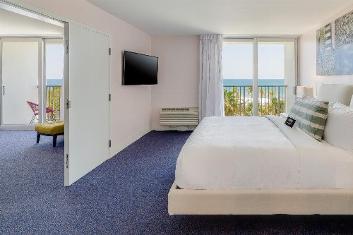 Plunge Beach Resort - image 15