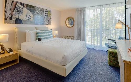 Plunge Beach Resort - image 21