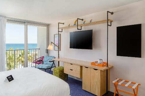 Plunge Beach Resort - image 8