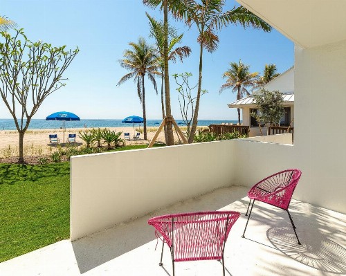 Plunge Beach Resort - image 9