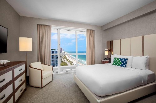 Conrad Fort Lauderdale Beach - image 3