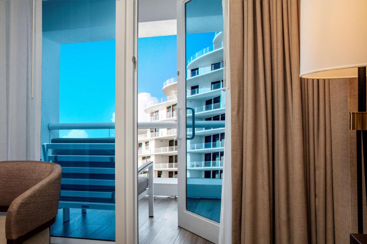 Conrad Fort Lauderdale Beach - image 7