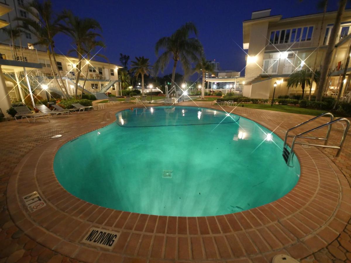 Holiday Isle Yacht Club - image 2