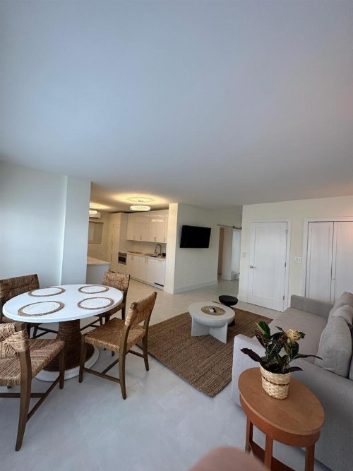 Green Island Inn - image 18