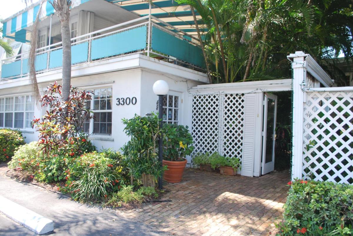 Green Island Inn - image 2