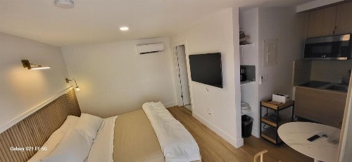 Green Island Inn - image 34