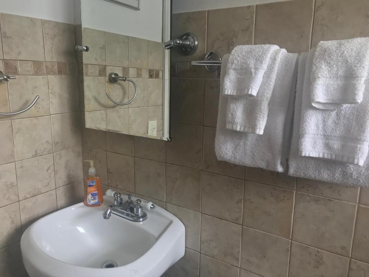 INN LEATHER GUEST HOUSE-GAY MALE ONLY - image 3