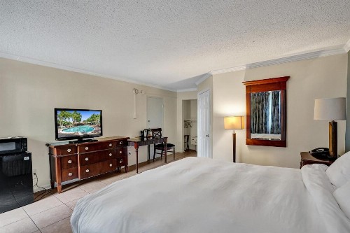Fort Lauderdale Grand Hotel - image 2