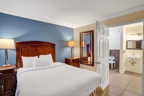 Fort Lauderdale Grand Hotel - image 20