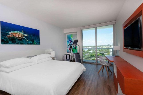 TRYP by Wyndham Maritime Fort Lauderdale - image 30
