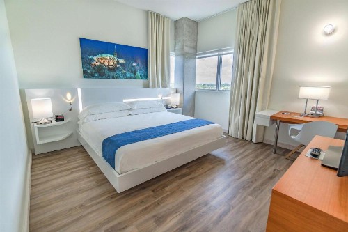 TRYP by Wyndham Maritime Fort Lauderdale - image 35