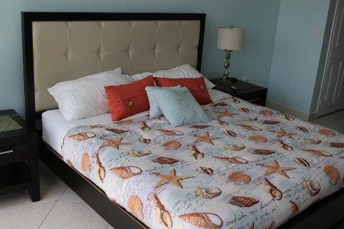 Beachfront Apartment By The Sea (1/1) - image 4