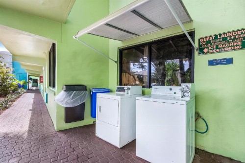 Ocean Reef Hotel - image 21