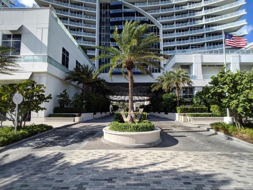 Modern Luxury Beach Hotel 1 Bedroom Corner with Views 901 - image 4