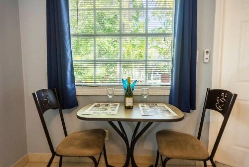 The Blue Door Inn - image 11