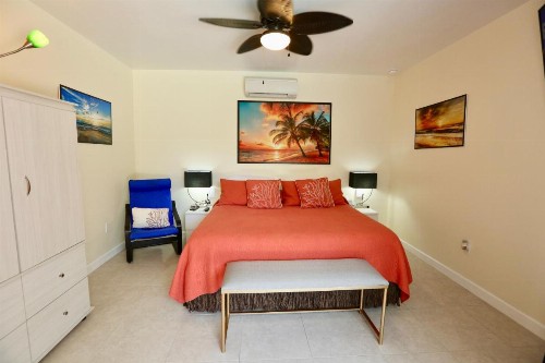 Fantasy Island Inn Caters to Men - image 18