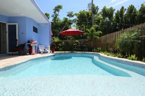 Fantasy Island Inn Caters to Men - image 24