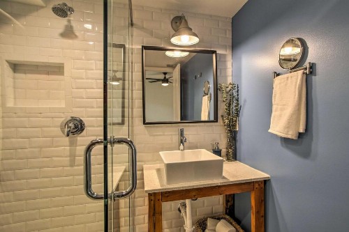 Modern Home with Shared Pool in Fort Lauderdale! - image 11