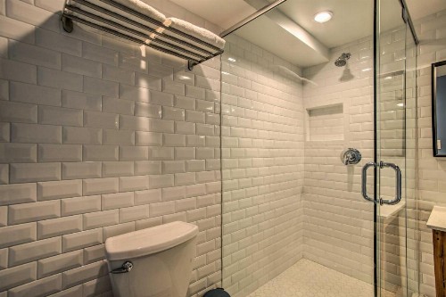 Modern Home with Shared Pool in Fort Lauderdale! - image 2