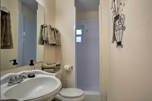 Ft Lauderdale Townhome on Canal - 3 Mi to Beach! - image 12