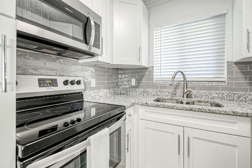 Florida Breeze - image 9