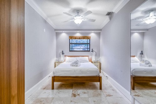 Tropical Hideaway - image 10