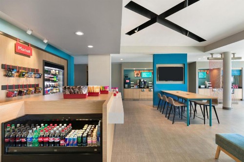 avid hotels - Ft Lauderdale Airport - Cruise an IHG Hotel - image 12