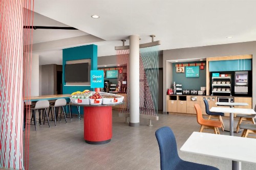 avid hotels - Ft Lauderdale Airport - Cruise an IHG Hotel - image 8