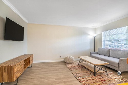 Cozy Stay at Wilton Manors by Angel Host - image 11