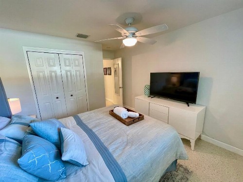 Peaceful 3 bed 2 Bath Home Close to Wilton Manors - image 8
