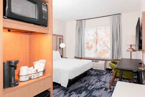 Fairfield Inn & Suites by Marriott Fort Morgan - image 2