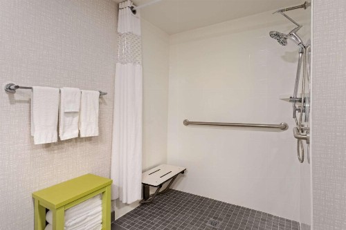 Hampton Inn & Suites Fort Myers Beach/Sanibel Gateway - image 15