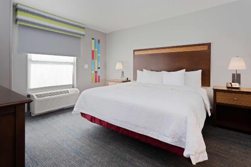 Hampton Inn & Suites Fort Myers Beach/Sanibel Gateway - image 6