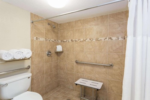 Wyndham Garden Fort Myers Beach - image 6