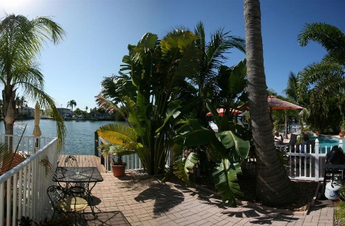 Manatee Bay Inn - image 4