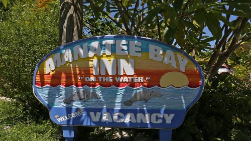 Manatee Bay Inn - image 6