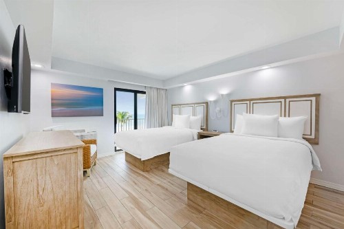 Best Western Plus Beach Resort - image 10