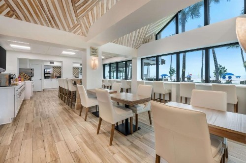 Best Western Plus Beach Resort - image 12