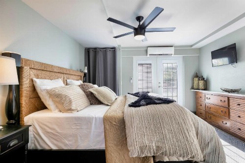 Island Hideaway Luxury Suites - image 11