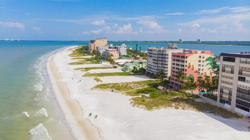 Casa Playa Resort - image 6
