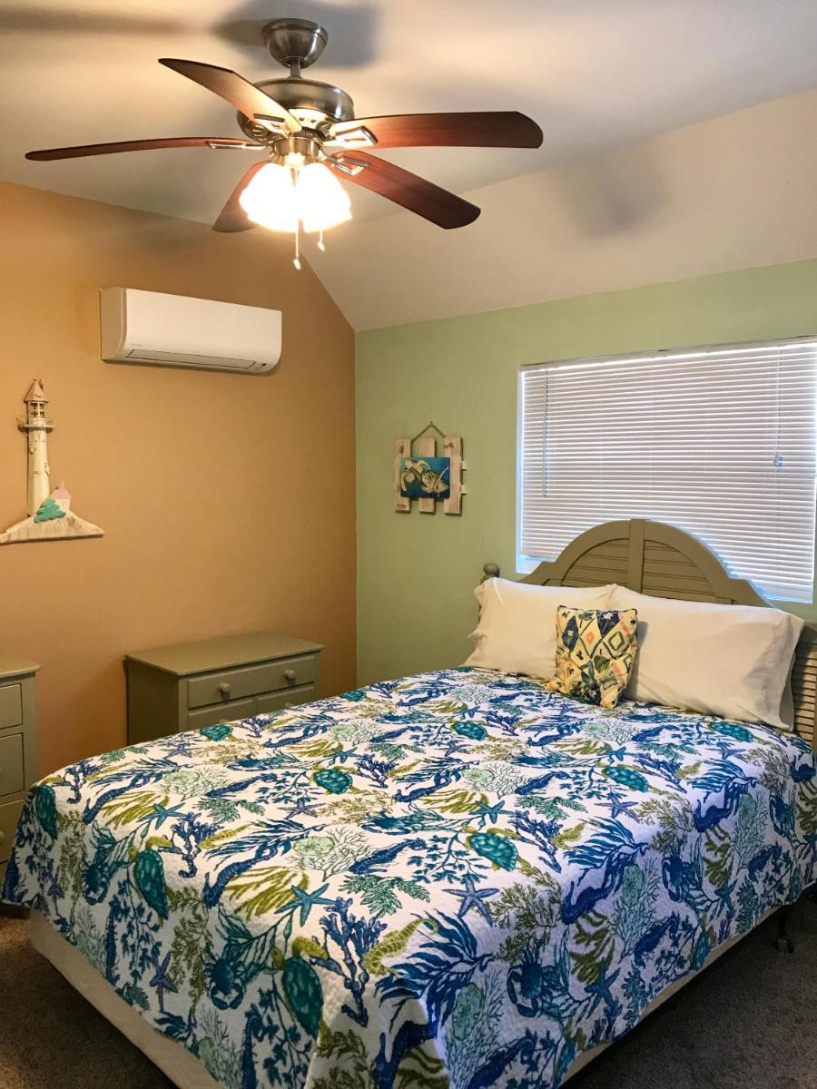 Fort Myers Beach House - image 6