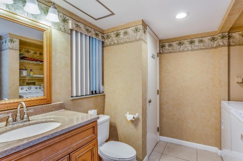 Ocean Breeze Condo - image 10