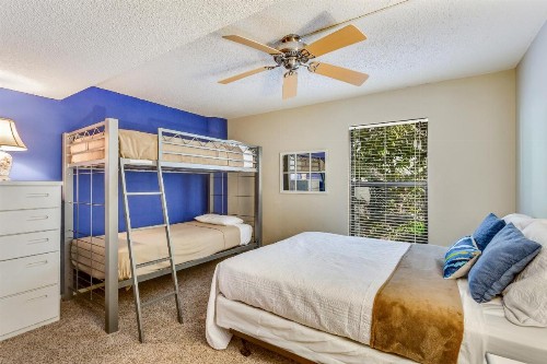 Ocean Breeze Condo - image 12