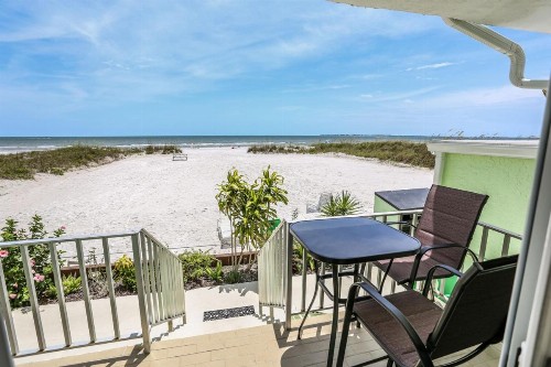 Kona Beach Club 101 - image 6
