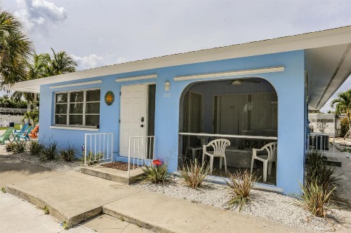 3561 Estero Blvd Estero Sunset - image 8