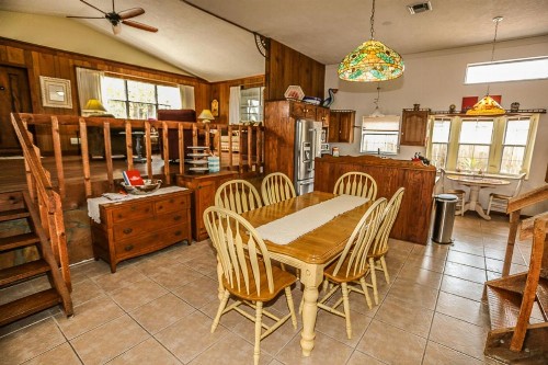 185 Mid Island - image 3