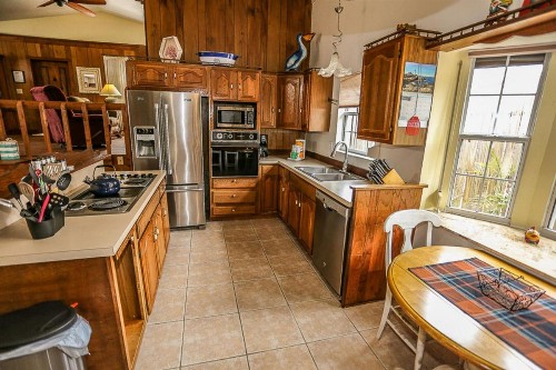 185 Mid Island - image 5
