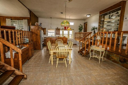185 Mid Island - image 8